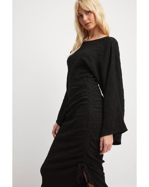NA-KD Trend Gestructureerde Maxi-jurk Met Trekkoord in het Black