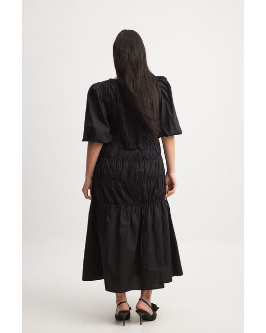 NA-KD Maxi-jurk Van Katoen Met Pofmouwen En Gesmokt Detail in het Black