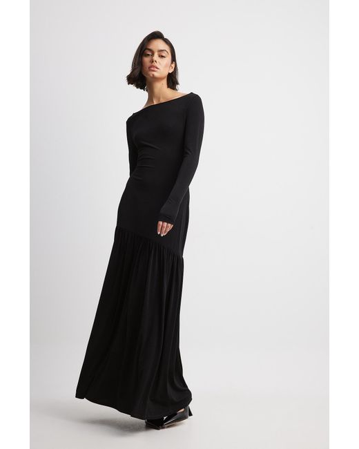 NA-KD Amanda Mpn X Jersey Maxi-jurk Met Lange Mouwen En Volantdetail in het Black
