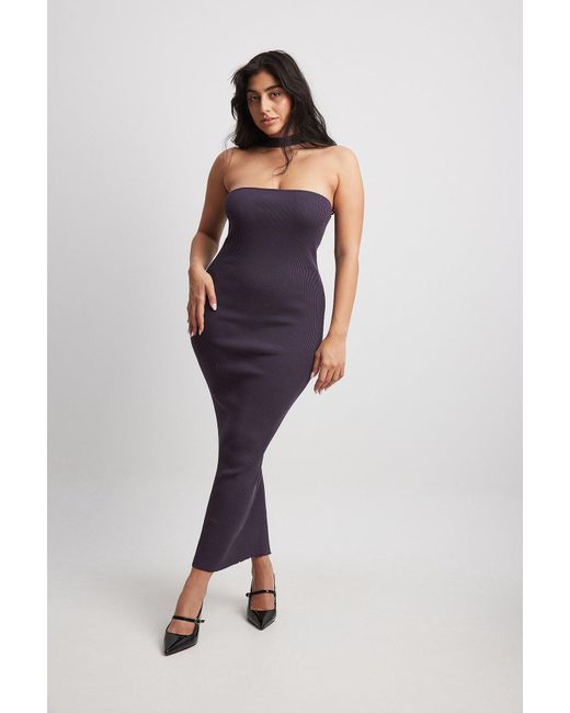 Robe bandeau mi longue en maille avec tour de cou NA KD en coloris