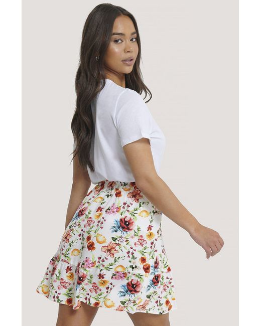 elastic flowy skirt