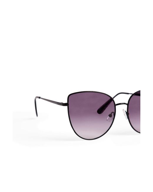 NA-KD Grote Cateye Zonnebril Met Dun Frame in het Purple