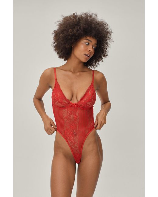 Nasty Gal Lace Cupped V Neck Bodysuit in Red | Lyst