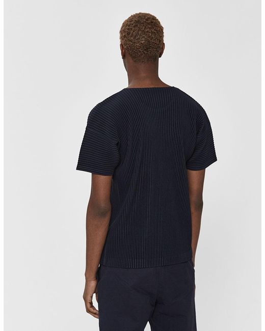 homme plissé issey miyake t shirt