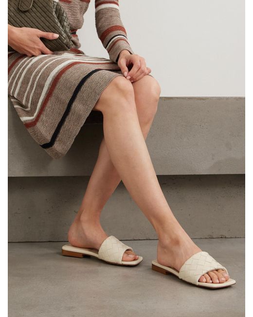 Bottega Veneta White Riva Intrecciato Leather Slides