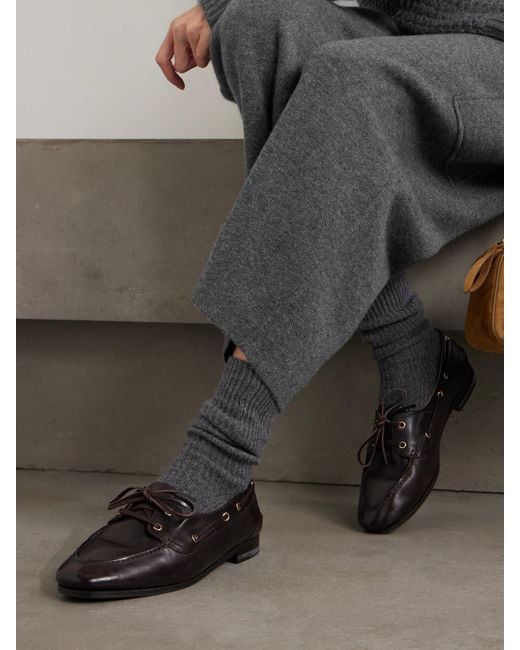 Lisa Yang Gray Zera Socken Aus Geripptem Kaschmir