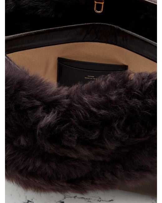 Totême  Black T-Lock Schultertasche Aus Shearling