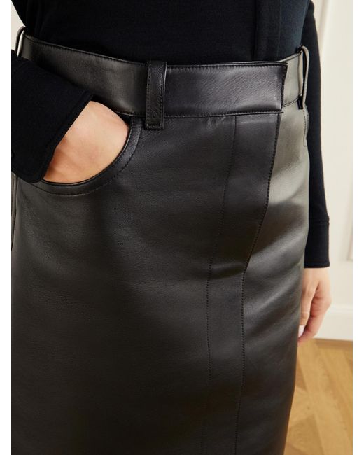 Courreges Black Leather Knee-Length Skirt
