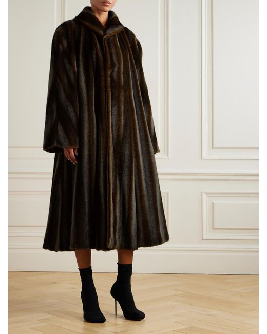 Balenciaga Black Mantel Aus Plüschmaterial Mit Gürtel