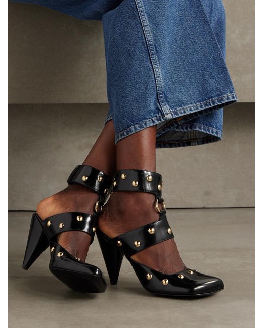 Chloé Black Pumps Aus Lackleder Mit Nieten