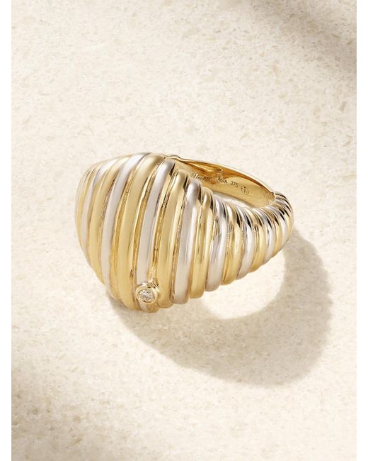 Yvonne Léon Natural Chevalière Berlingot 9-Karat And Diamond Signet Ring