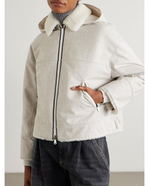 Manteau À Capuche En Laine À Finitions En Peau Lainée Et À Perles Brunello Cucinelli en coloris Natural