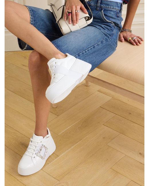 Baskets En Cuir À Finitions En Caoutchouc Et À Cristaux Viv Skate High Roger Vivier en coloris White