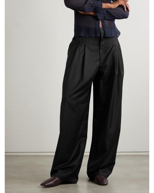 St. Agni Black Adjust Bundfaltenhose Mit Weitem Bein Aus Einer Wollmischung Mit Nadelstreifen