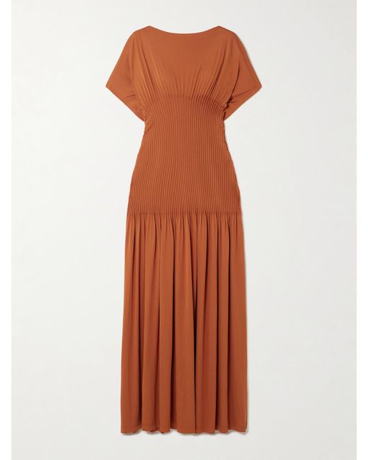 Robe Longue En Jersey Stretch À Plis Nervures Totême  en coloris Orange