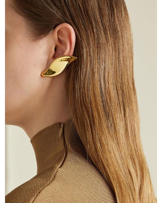 Khaite Natural Leaf-Plated Earrings
