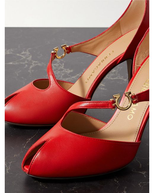 Ferragamo Red Molly Pumps Aus Leder Mit Verzierung