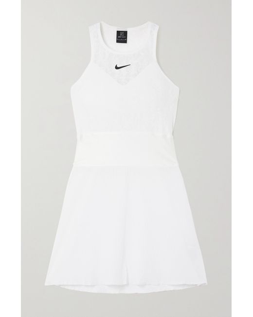 Nike Spitze Maria Mini-tenniskleid Aus Stretch-spitze Und Seersucker Mit  Satinbesatz Und Cut-out in Weiß | Lyst CH