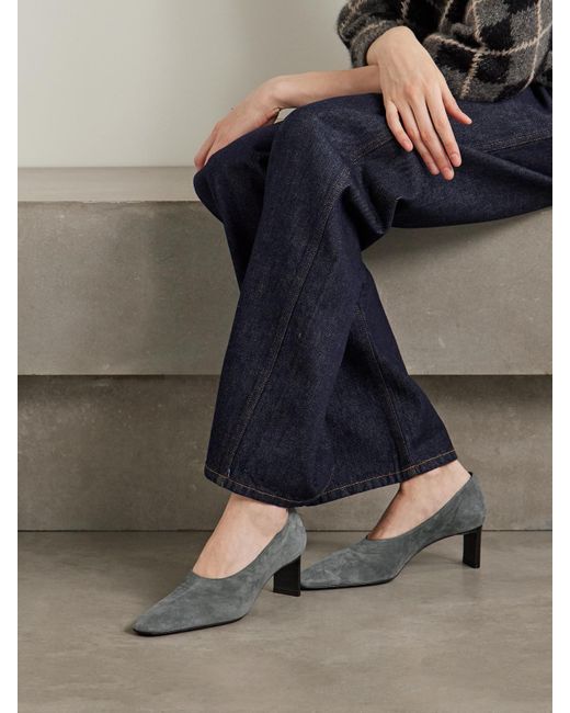 Khaite Gray Cecilia Pumps Aus Veloursleder