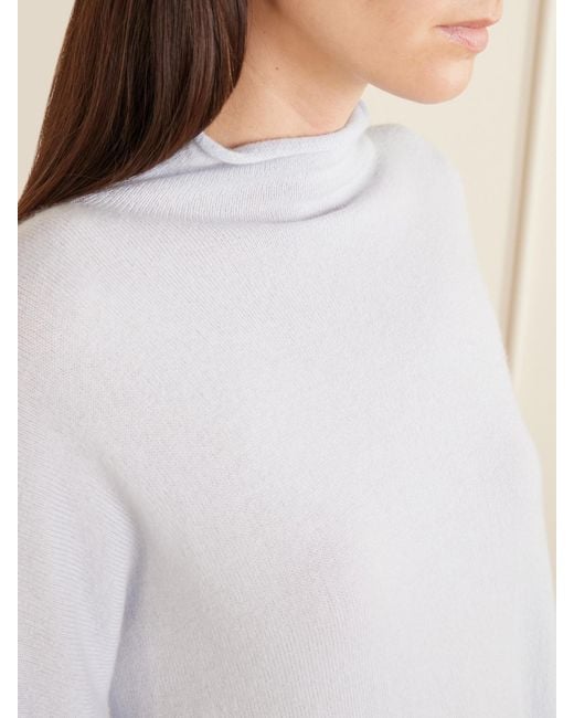 Allude White Cashmere Turtleneck Sweater