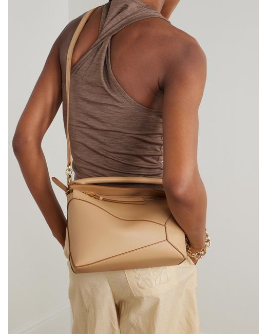 Loewe Natural Puzzle Edge Kleine Schultertasche Aus Leder