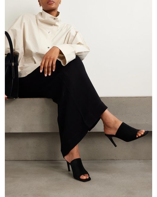 Totême  Black Mules Aus Veloursleder