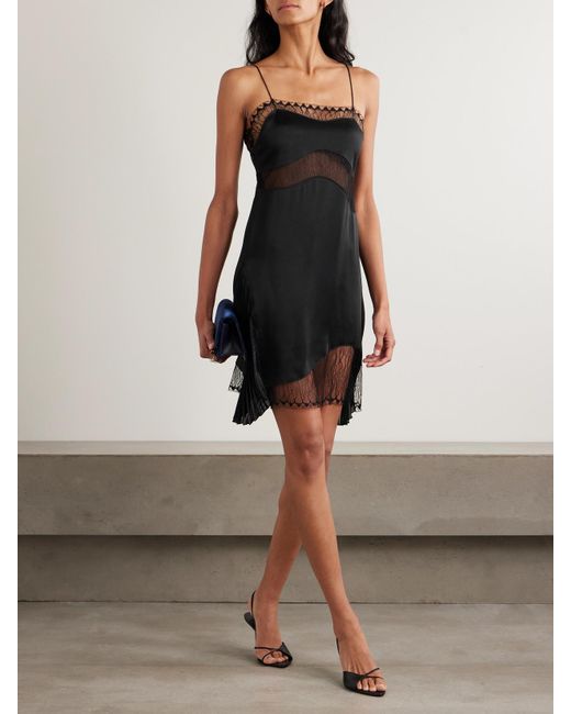 Mini-Robe En Crêpe Satiné À Finitions En Dentelle Et En Mousseline Plissée Victoria Beckham en coloris Black