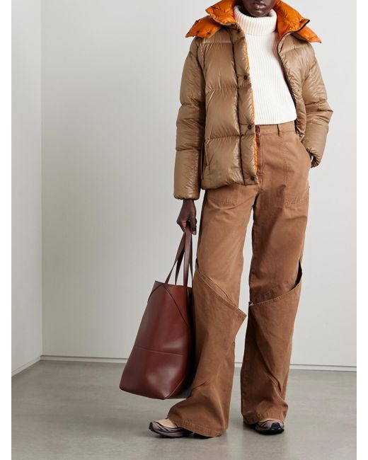 Moncler Brown Parana Daunenjacke Aus Wattiertem Shell Mit Steppmuster Und Kapuze