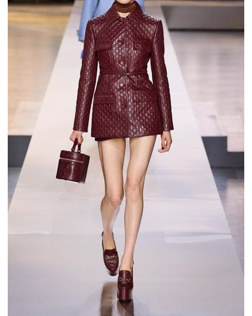 Gucci Red Ledershorts Mit Prägung