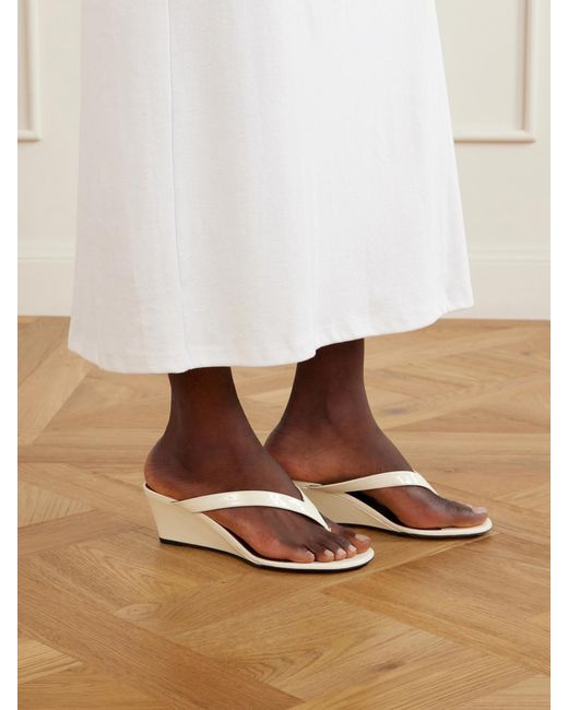 Neous Natural Tercus 50 Leather Thong Sandals