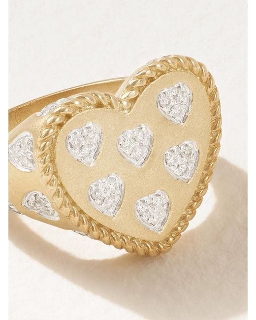 Yvonne Léon Natural 9-karat Gold Diamond Signet Ring