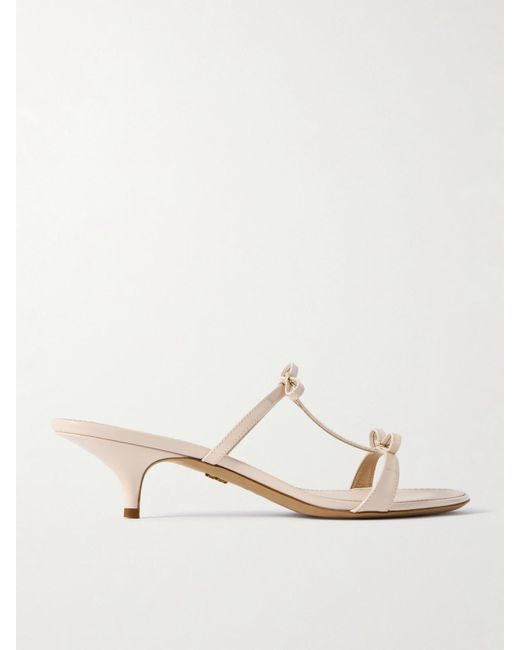 Ferragamo Natural Abili Mules Aus Lackleder Mit Schleifen