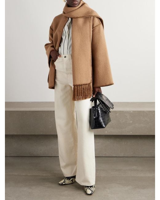 Totême  Natural Jacke Aus Bouclé Aus Einer Wollmischung Mit Fransen