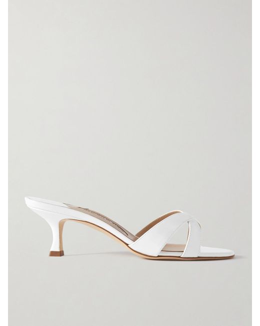 Manolo Blahnik Natural Callamu 50 Mules Aus Lackleder