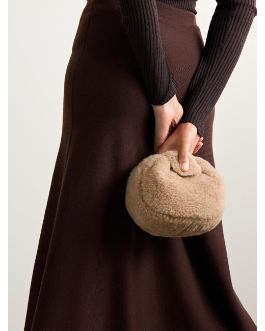 Gabriela Hearst Natural Soft Demi Clutch Aus Einer Mischung Aus Wolle, Seide Und Kaschmir
