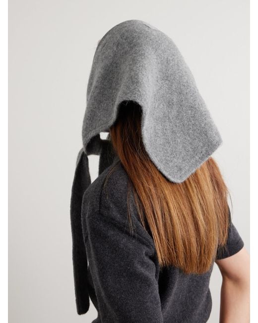 Jacquemus Gray Schal Aus Gebürstetem Strick Mit Applikation