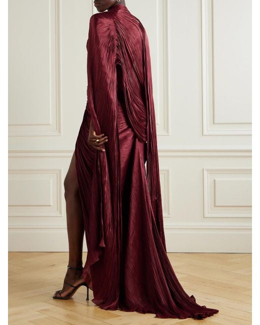Marmar Halim Red Trägerlose Robe Und Cape Aus Plissiertem Seidensatin