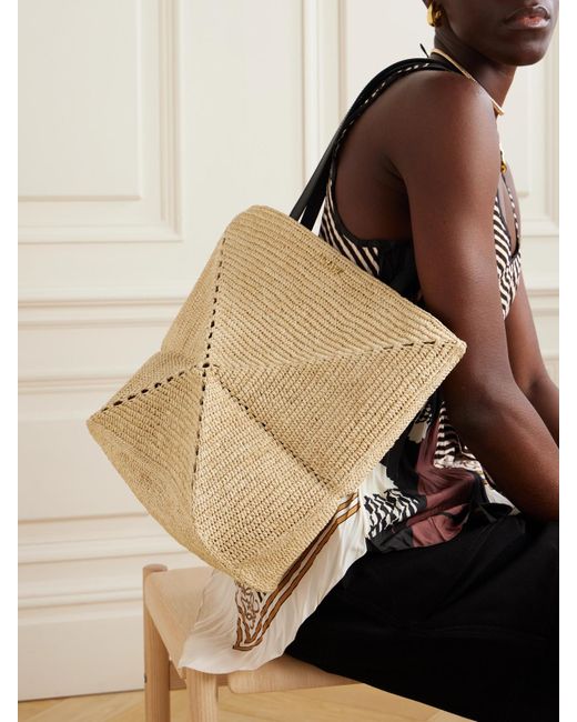Loewe Natural Paula's Ibiza Puzzle Fold Mittelgroße Tote Aus Raffiabast Mit Lederbesätzen
