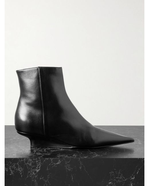 Totême  Black The Sharp Ankle Boots Aus Leder