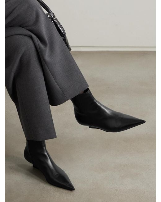 Totême  Black The Sharp Ankle Boots Aus Leder
