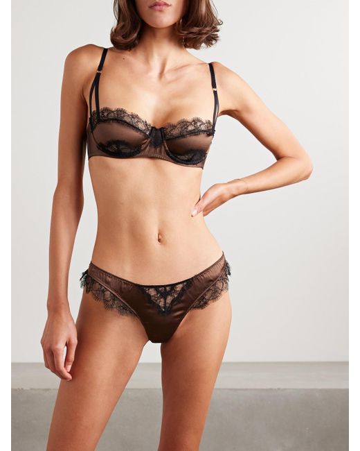Kiki de Montparnasse Natural Lace-Trimmed Stretch-Silk Thong