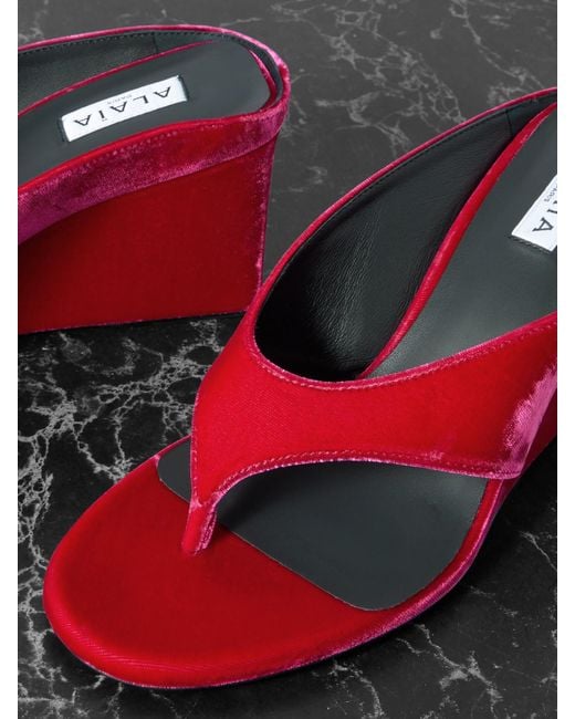 Alaïa Red Tong 75 Wedges Aus Samt