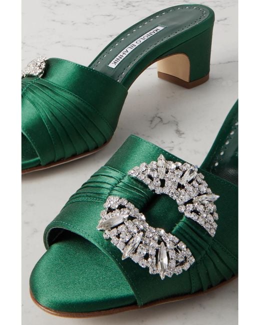 Manolo Blahnik Green Prinap 50 Mules Aus Satin Mit Kristallen Und Raffungen