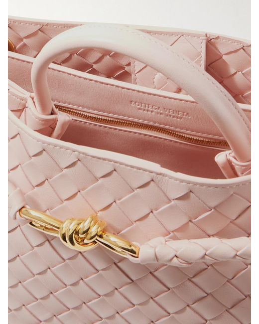 Sac À Main En Cuir Intrecciato Andiamo Bottega Veneta en coloris Pink