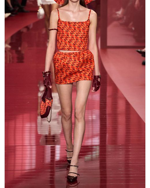 【GUCCI】Printed Cotton Mini Skirt Gucci Printed Cotton-Twill Mini Skirt in Red | Lyst