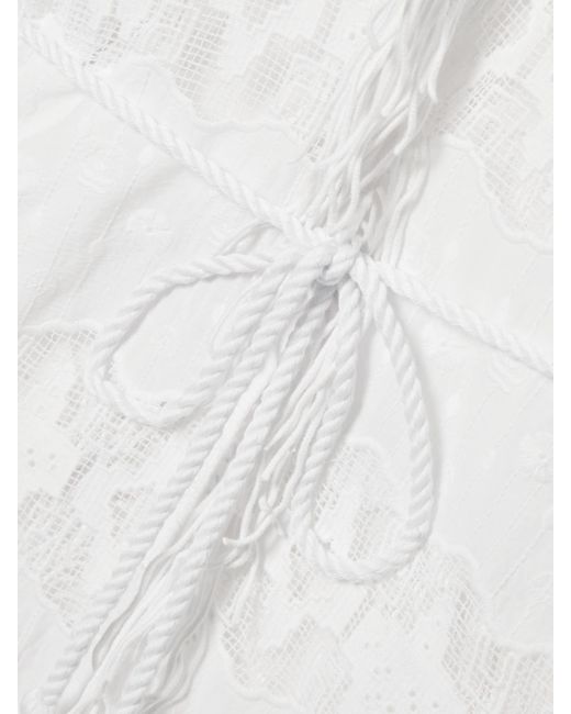 Veste Longue En Voile De Coton À Broderies Et En Dentelle À Franges Et À Ceinture Naida Miguelina en coloris White