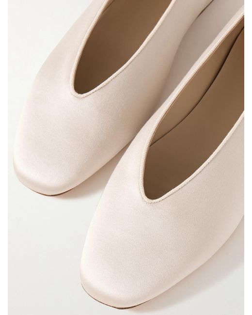 Le Monde Beryl Natural Regency Ballerinas Aus Satin Mit Ripsbandbesätzen