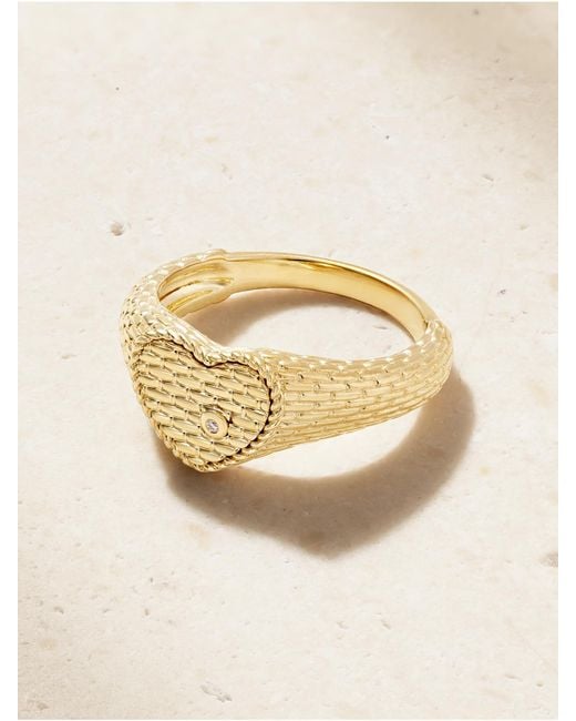 Yvonne Léon Natural Baby Chevalière Coeur 9-Karat Diamond Signet Ring