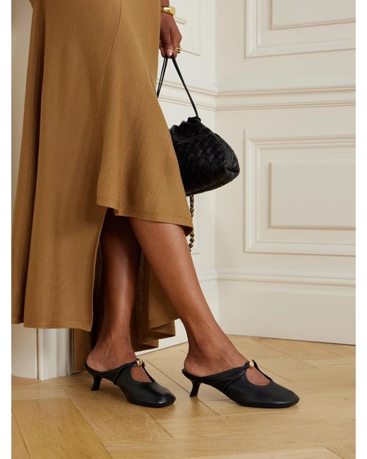Loewe White Pebble Mules Aus Leder Mit Cut-Out Und Verzierung