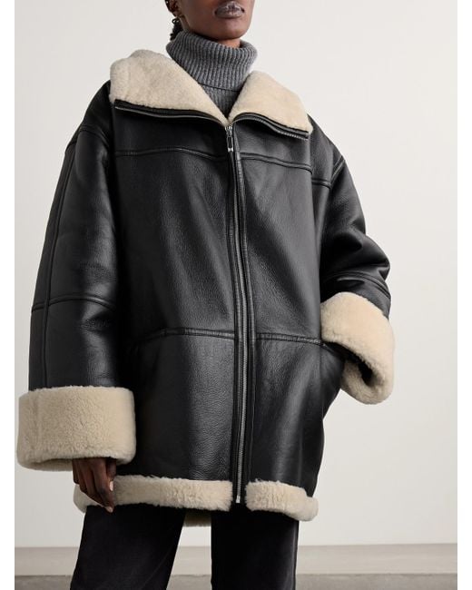 Veste En Peau Lainée Bicolore Totême  en coloris Black